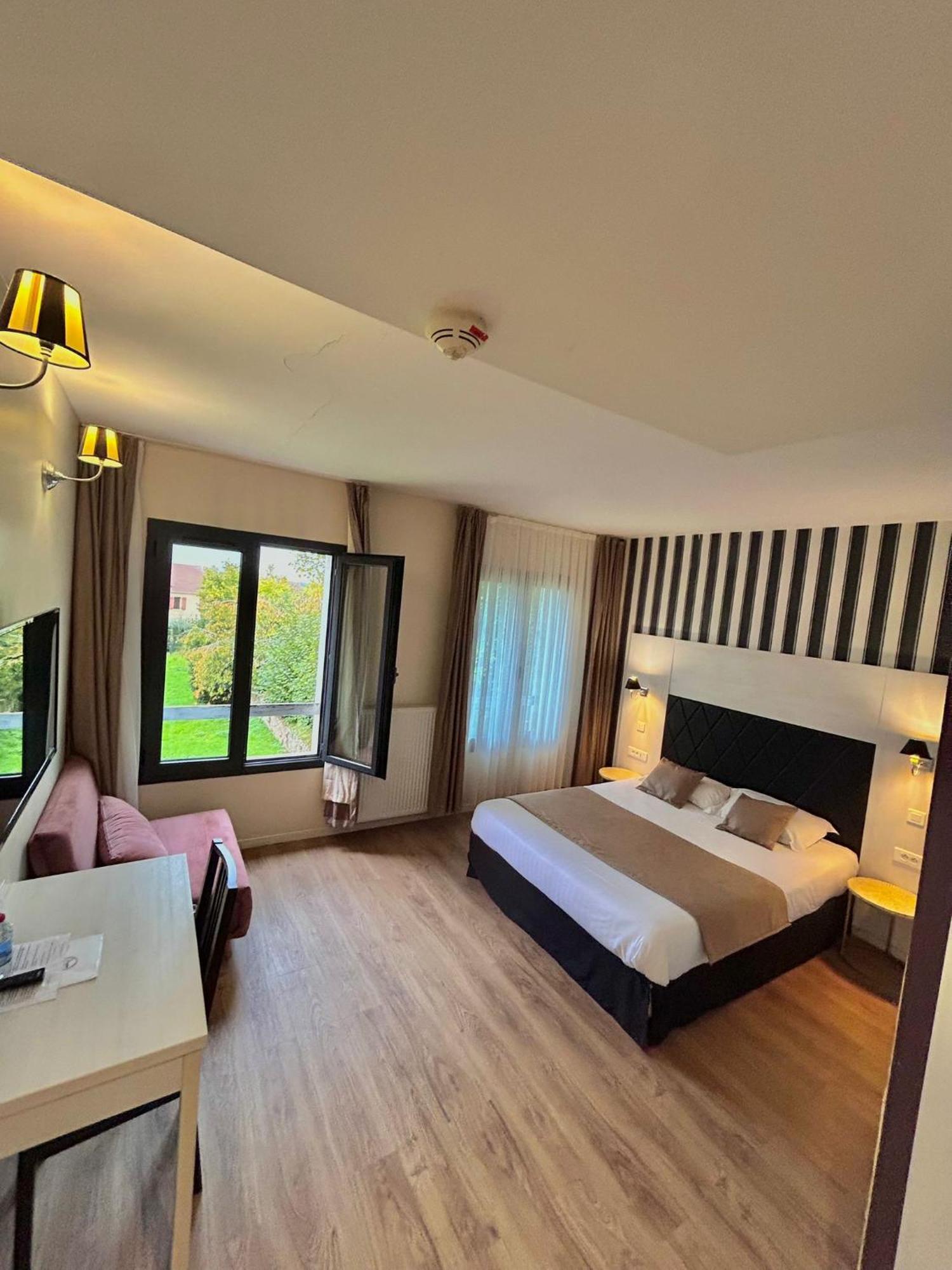 Thoiry Etoile Lodge エクステリア 写真