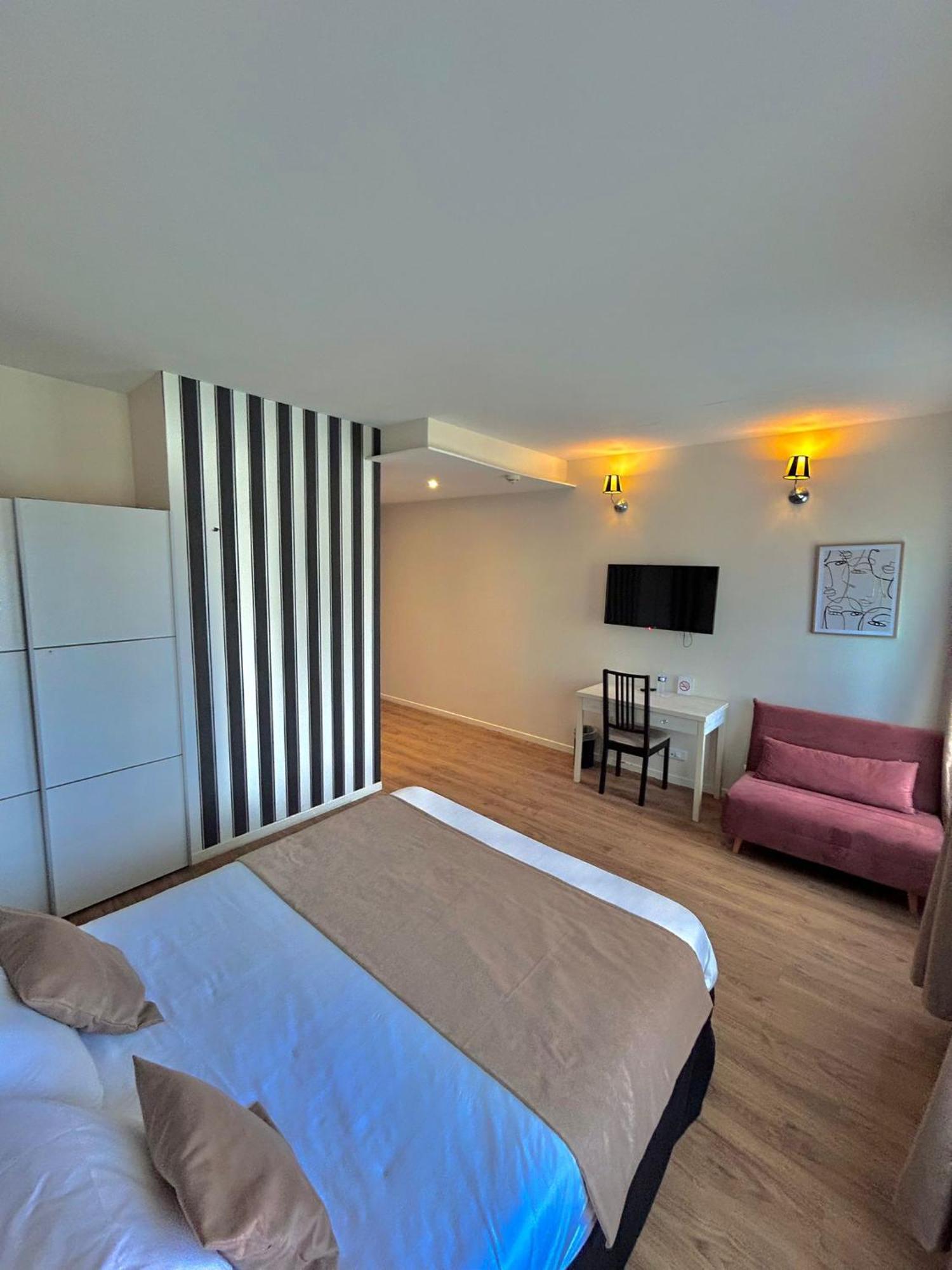 Thoiry Etoile Lodge エクステリア 写真
