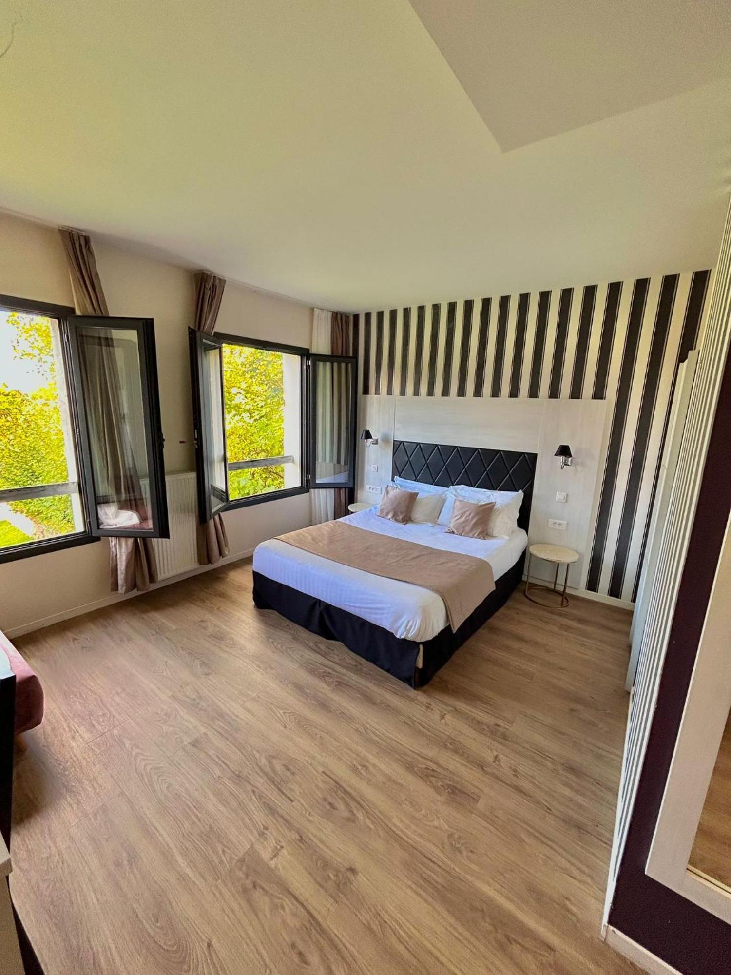 Thoiry Etoile Lodge エクステリア 写真